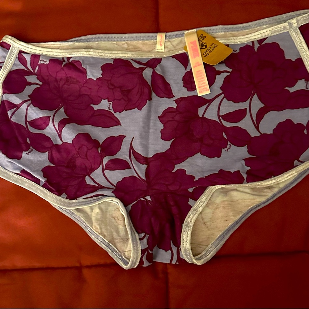 Pink panty velvet 🤩🤩🤩